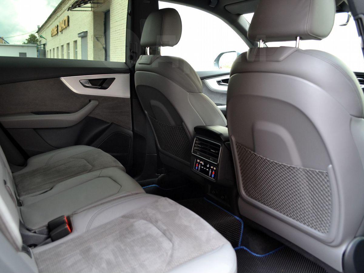 Audi SQ8 2020, фото 11