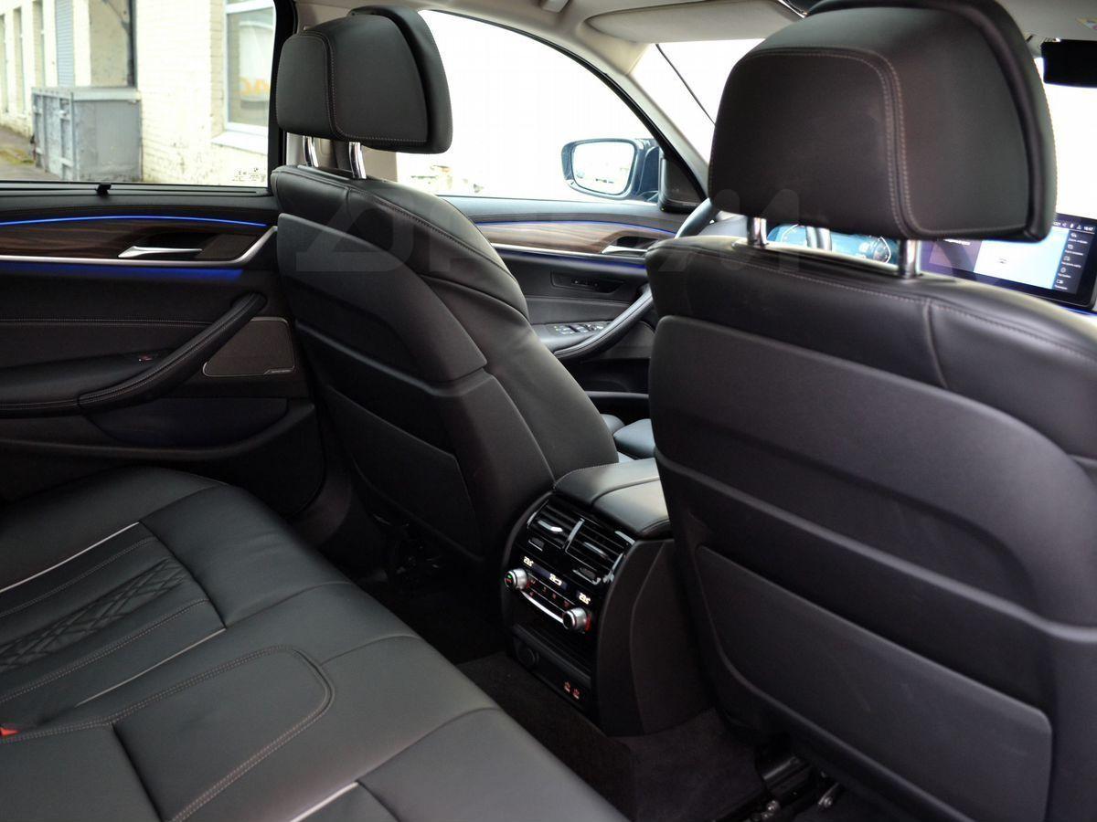 BMW 5-Series 2022, фото 12