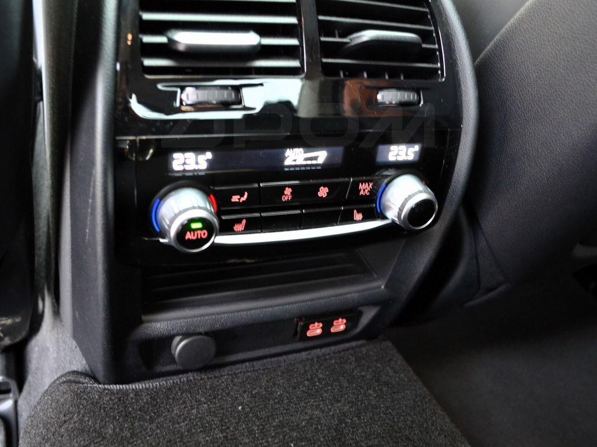 BMW 5-Series 2022, фото 13