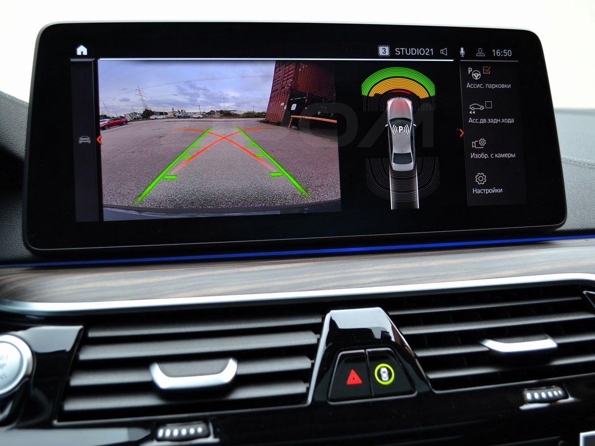 BMW 5-Series 2022, фото 18