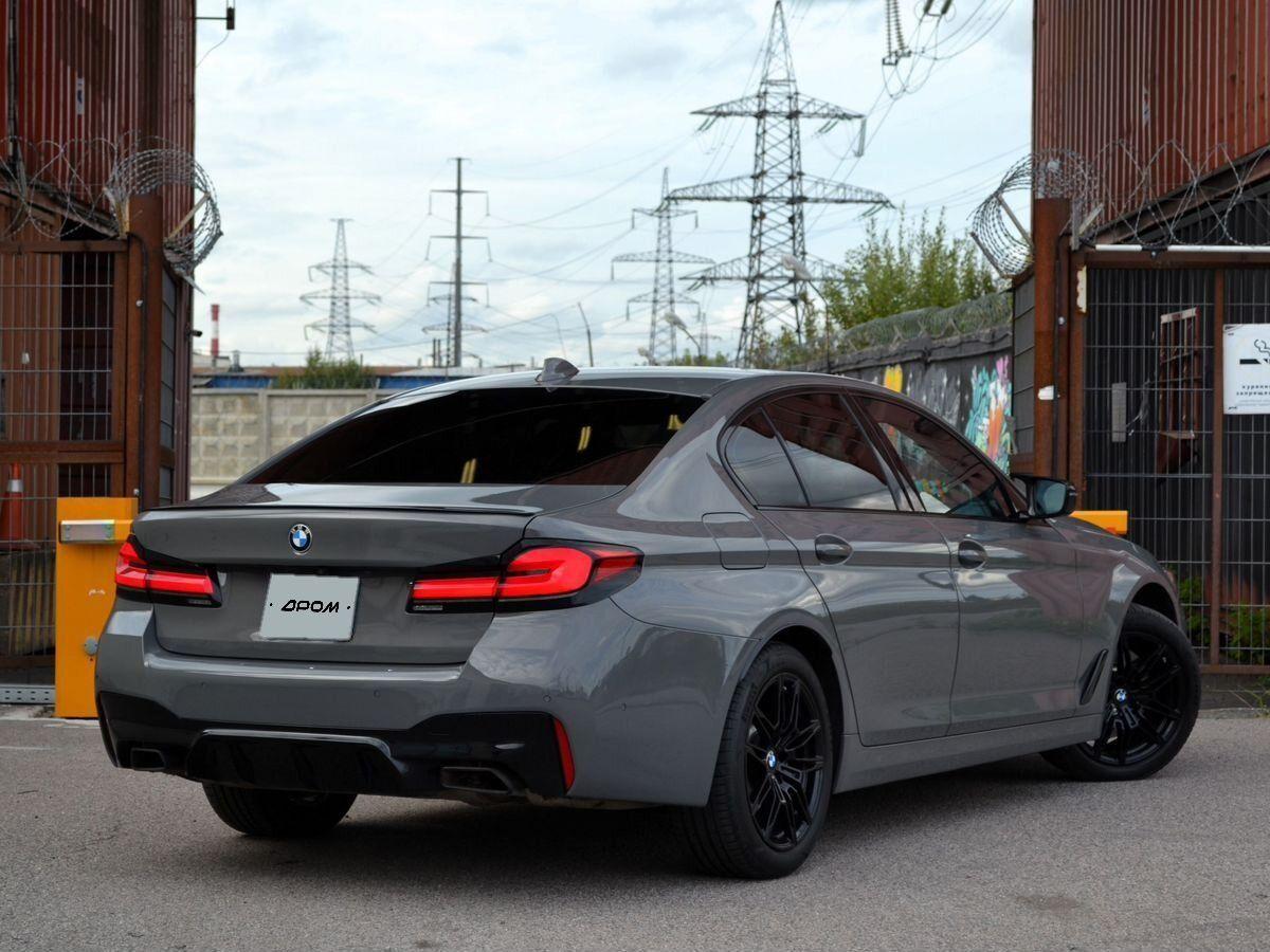 BMW 5-Series 2022, фото 3