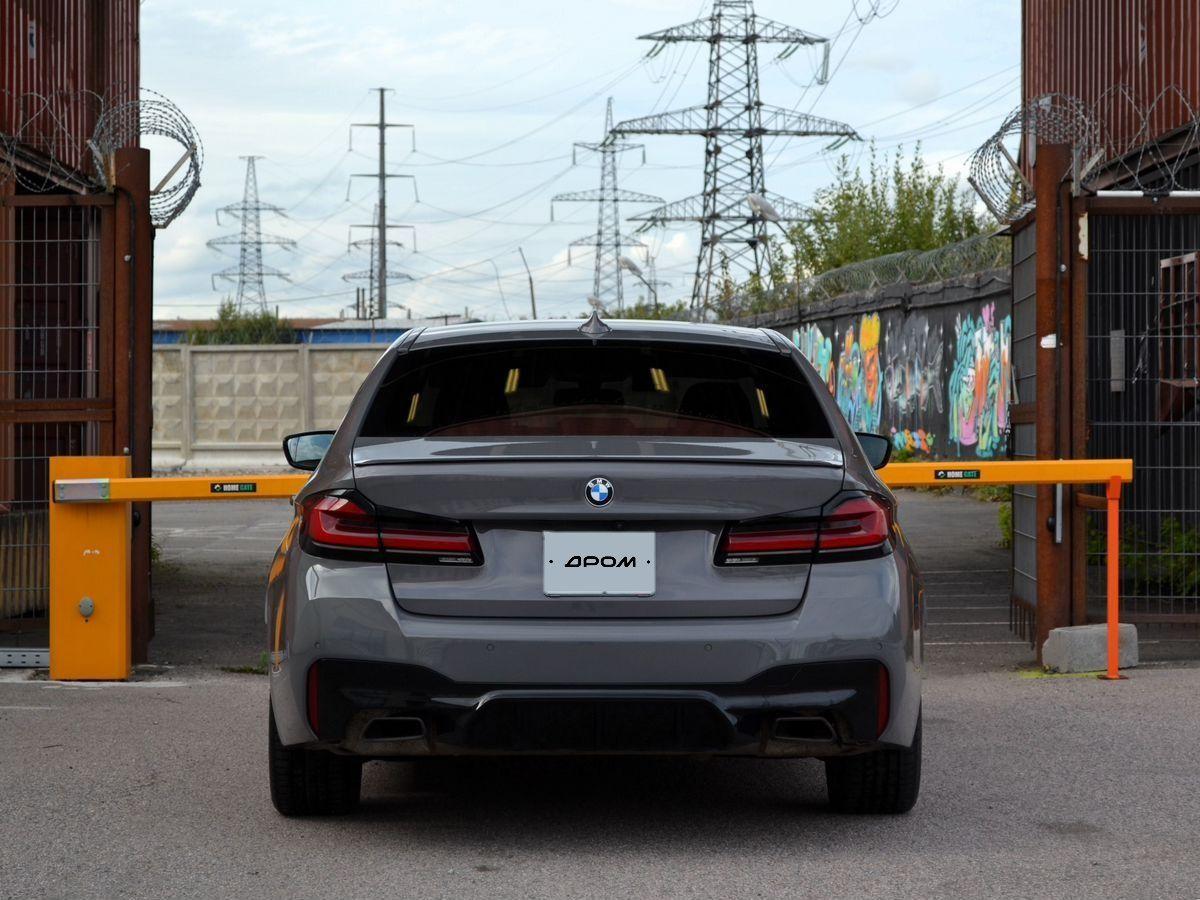 BMW 5-Series 2022, фото 4