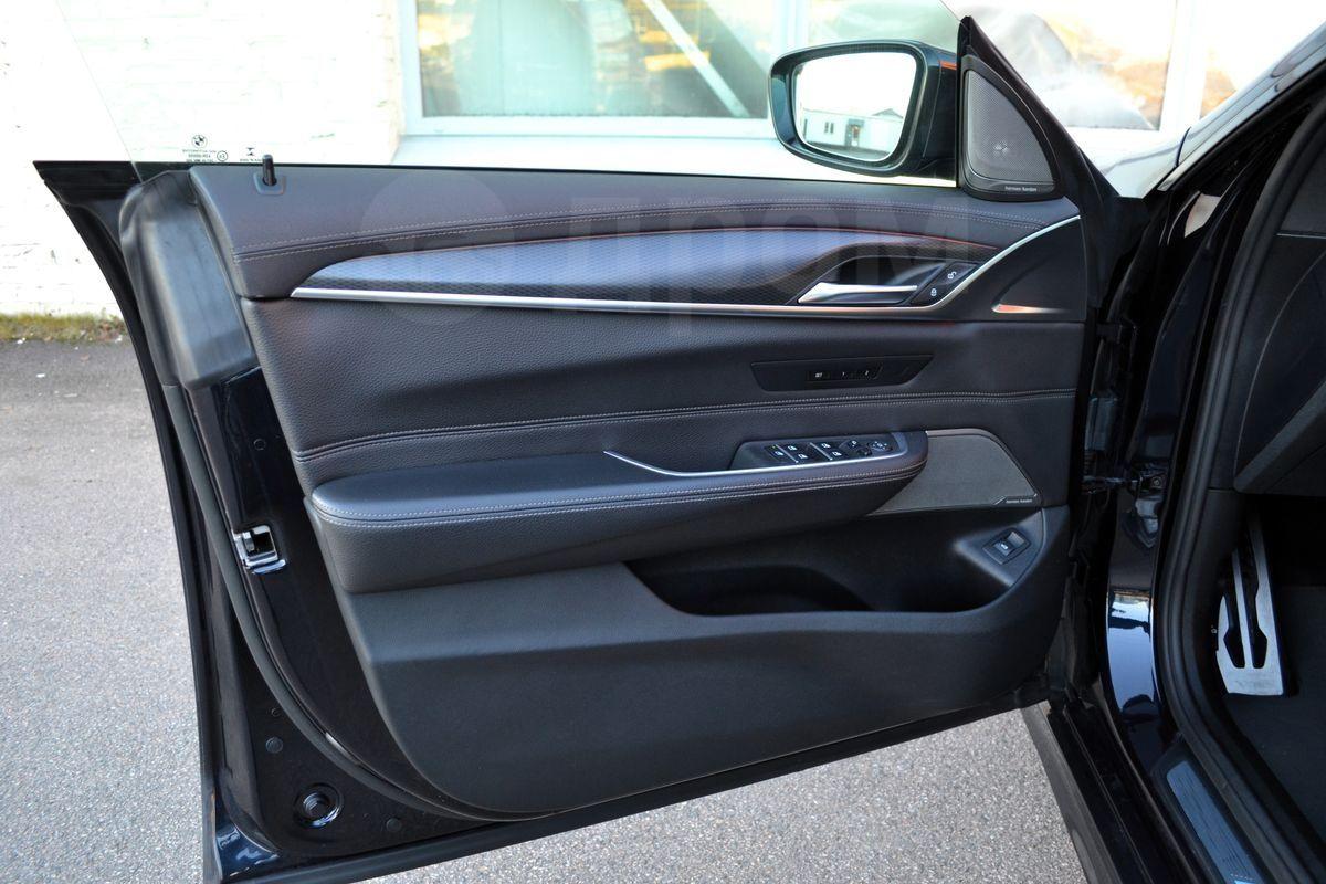 BMW 6-Series Gran Turismo 2020, фото 8