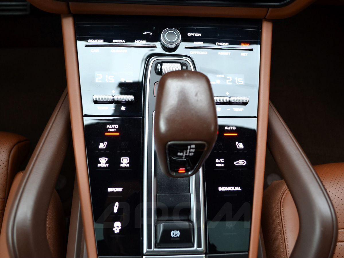 Porsche Cayenne 2019, фото 20